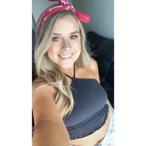 Meet your Posher, Brianna